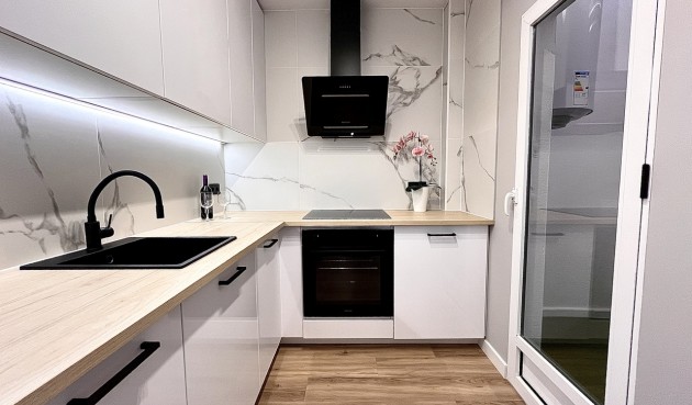 Återförsäljning - Town House -
Playa Flamenca - Costa Blanca