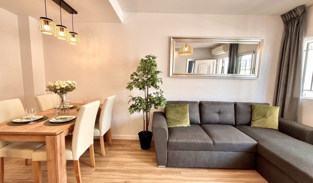 Återförsäljning - Town House -
Playa Flamenca - Costa Blanca