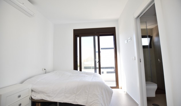 Återförsäljning - Villa -
Benijofar - Costa Blanca