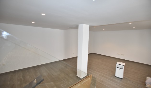 Återförsäljning - Villa -
Benijofar - Costa Blanca