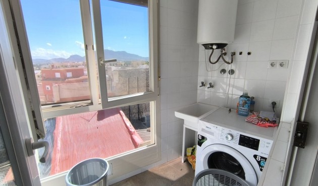 Resale - Apartment -
Sax - Inland