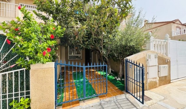 Resale - Duplex -
Torrevieja - Costa Blanca