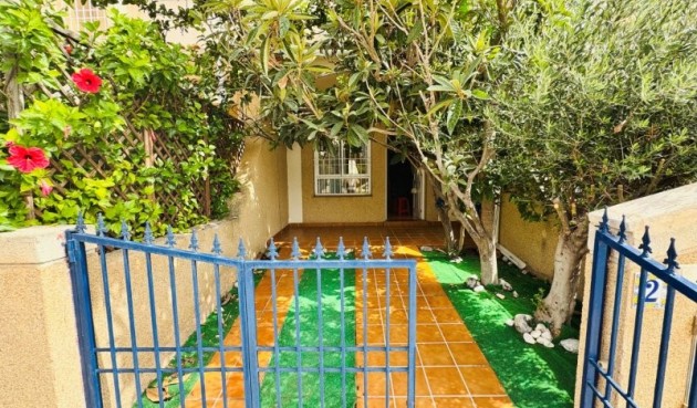 Resale - Duplex -
Torrevieja - Costa Blanca