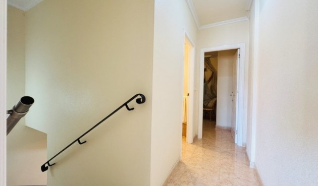 Resale - Duplex -
Torrevieja - Costa Blanca