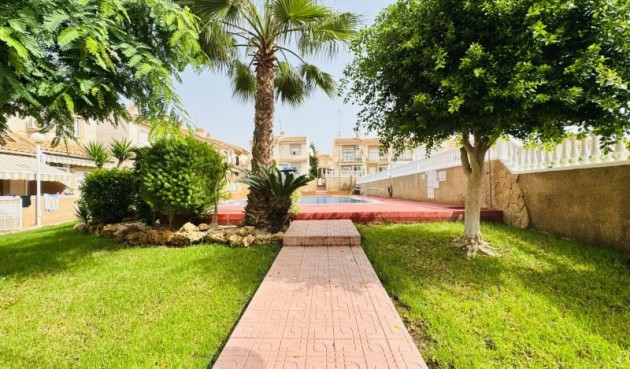 Resale - Duplex -
Torrevieja - Costa Blanca