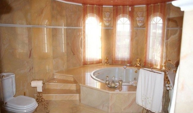 Resale - Villa -
La Nucía - Costa Blanca