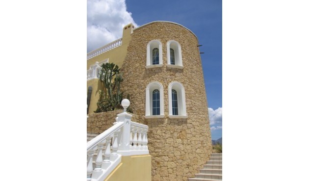 Resale - Villa -
La Nucía - Costa Blanca