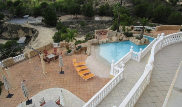 Resale - Villa -
La Nucía - Costa Blanca