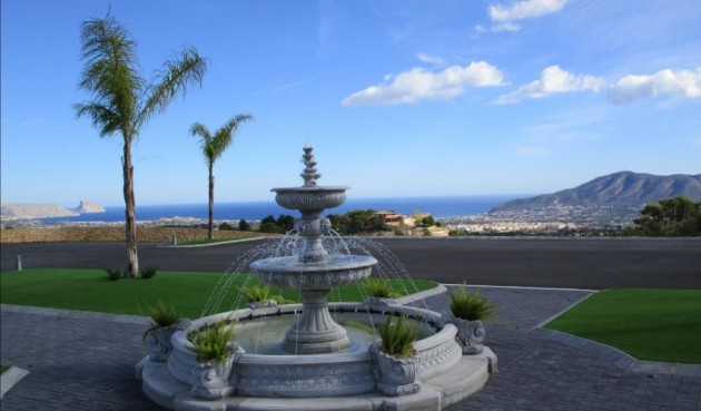 Resale - Villa -
La Nucía - Costa Blanca