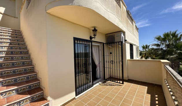 Resale - Villa -
Villamartin - Costa Blanca