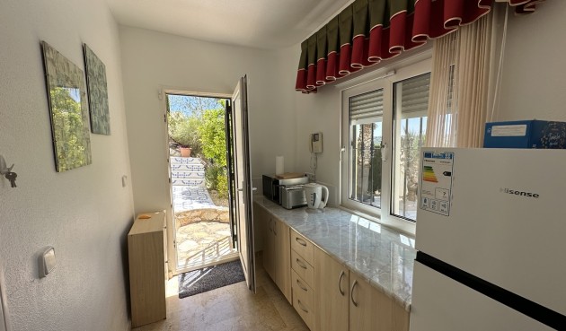 Resale - Villa -
Villamartin - Costa Blanca