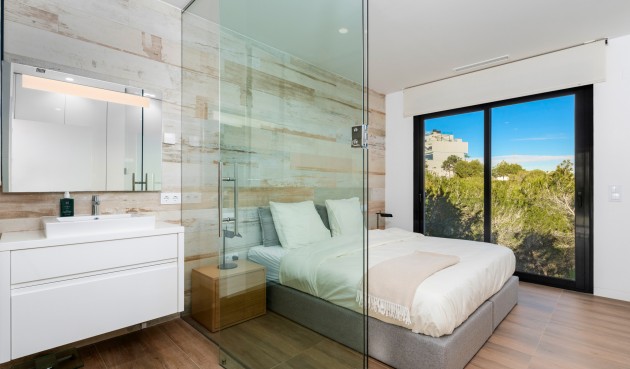 Resale - Villa -
Dehesa de Campoamor - Costa Blanca