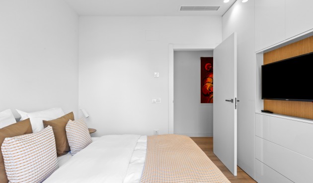 Resale - Villa -
Dehesa de Campoamor - Costa Blanca