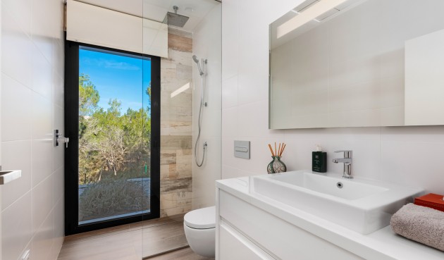 Resale - Villa -
Dehesa de Campoamor - Costa Blanca