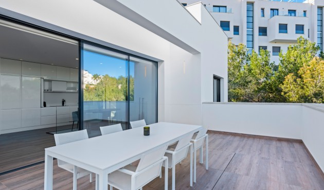 Resale - Villa -
Dehesa de Campoamor - Costa Blanca