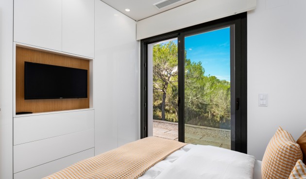 Resale - Villa -
Dehesa de Campoamor - Costa Blanca