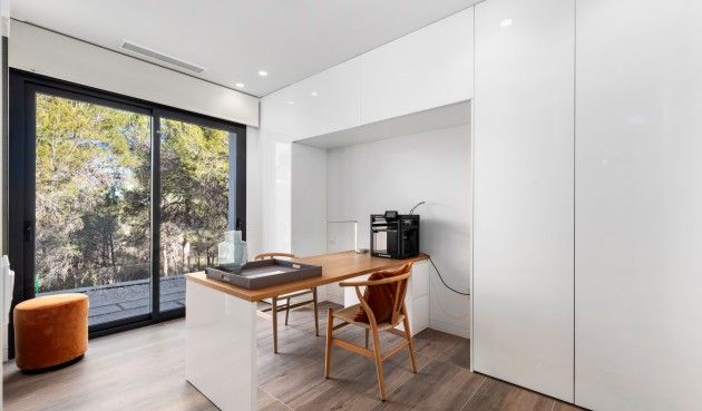 Resale - Villa -
Dehesa de Campoamor - Costa Blanca