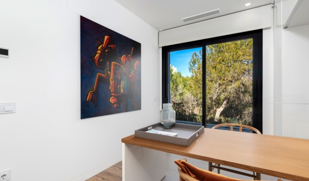 Resale - Villa -
Dehesa de Campoamor - Costa Blanca