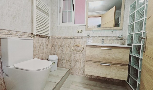 Återförsäljning - Villa -
Torrevieja - La Siesta - El Salado - Torreta