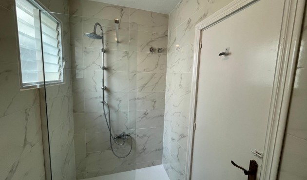 Resale - Penthouse -
Torrevieja - Centro