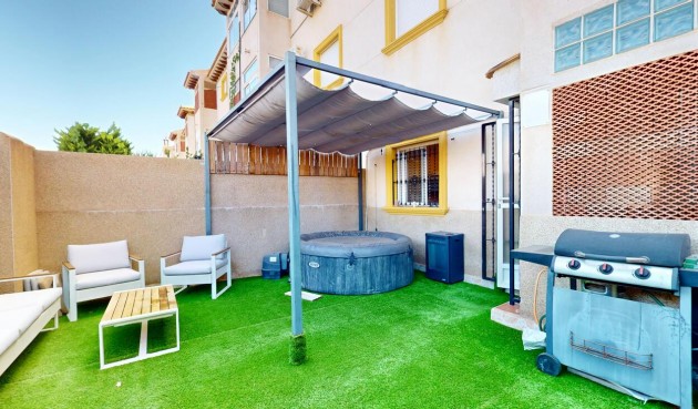 Resale - Apartment -
Orihuela Costa - La Zenia