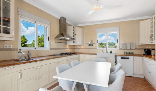 Resale - Villa -
Pinar de Campoverde - Costa Blanca