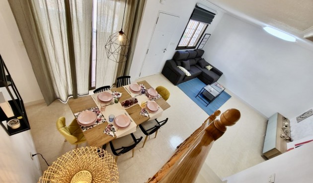 Resale - Town House -
San Miguel de Salinas - Inland