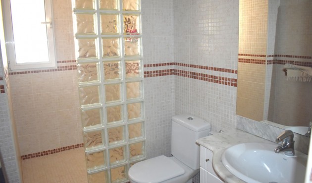 Brukt - Villa -
Guardamar del Segura - Costa Blanca