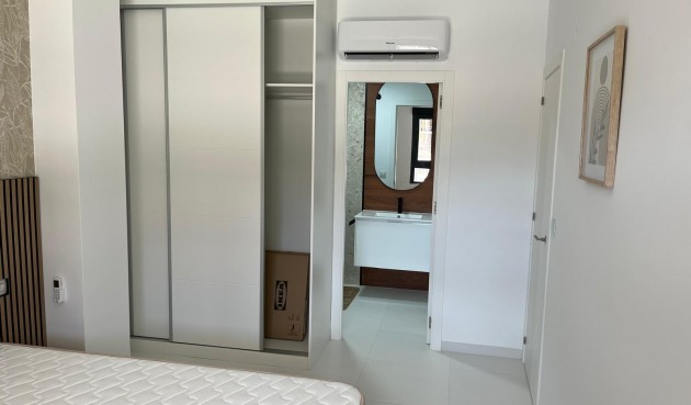 Resale - Apartment -
San Miguel de Salinas - Inland