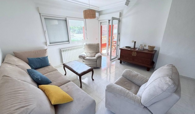 Resale - Villa -
Campoamor