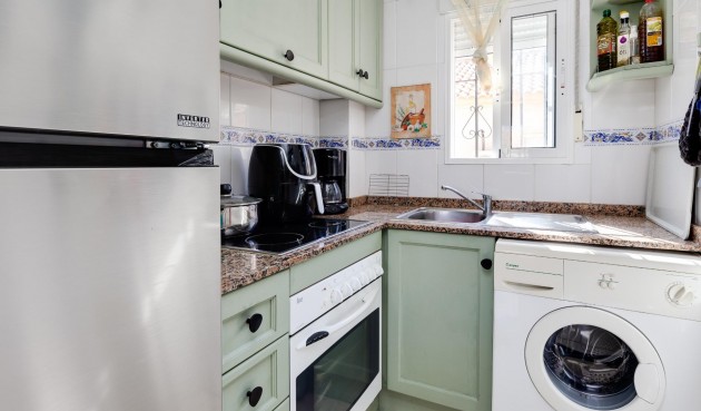 Reventa - Bungalow -
Torrevieja - aguas nuevas