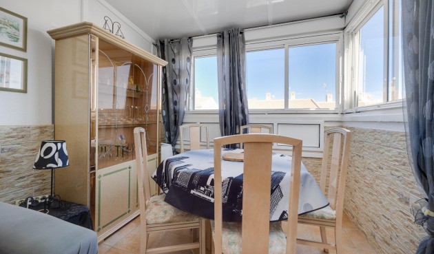 Reventa - Bungalow -
Torrevieja - aguas nuevas