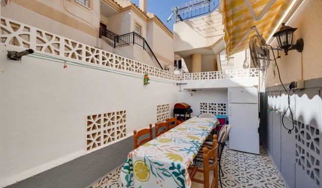 Reventa - Bungalow -
Torrevieja - aguas nuevas