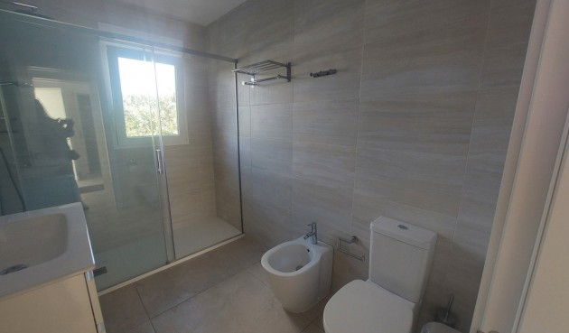 Återförsäljning - Villa -
Albir - Costa Blanca