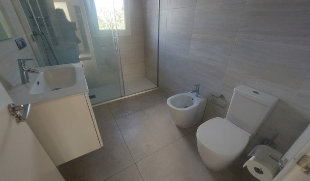 Återförsäljning - Villa -
Albir - Costa Blanca