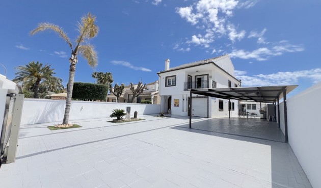 Återförsäljning - Villa -
San Javier - Costa Calida
