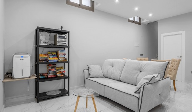 Reventa - Villa -
Orihuela Costa - Costa Blanca