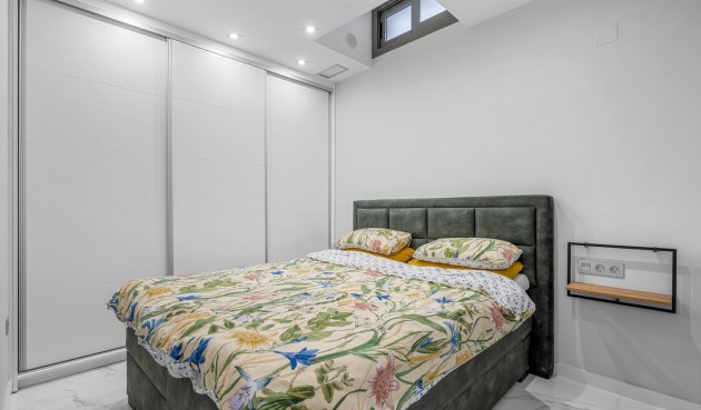 Reventa - Villa -
Orihuela Costa - Costa Blanca