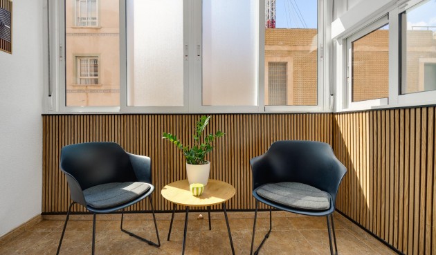 Återförsäljning - Apartment -
Torrevieja - Centro