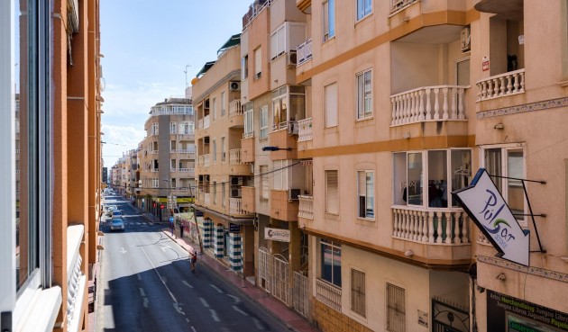 Återförsäljning - Apartment -
Torrevieja - Centro