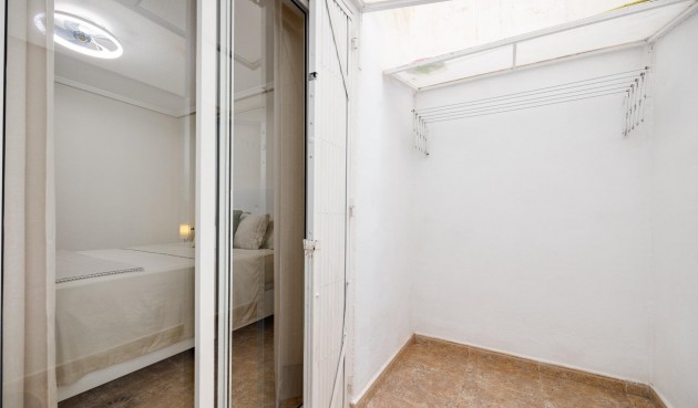 Återförsäljning - Apartment -
Torrevieja - Centro