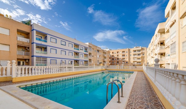 Återförsäljning - Apartment -
Torrevieja - Centro