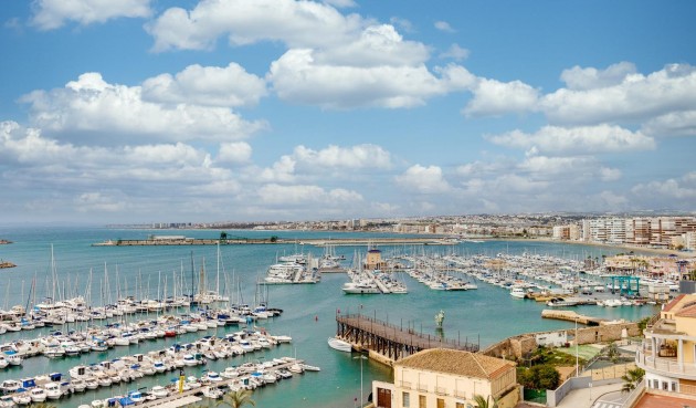 Återförsäljning - Apartment -
Torrevieja - Centro