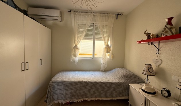 Brukt - Apartment -
Orihuela - Inland