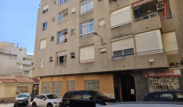 Reventa - Apartment -
Torrevieja - Centro