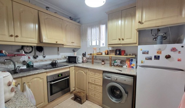 Återförsäljning - Apartment -
Torrevieja - Centro