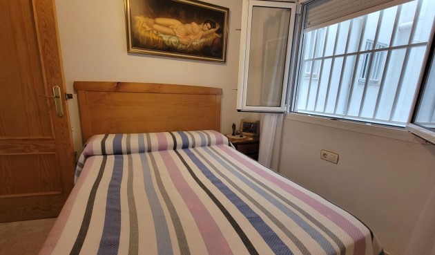 Återförsäljning - Apartment -
Torrevieja - Centro