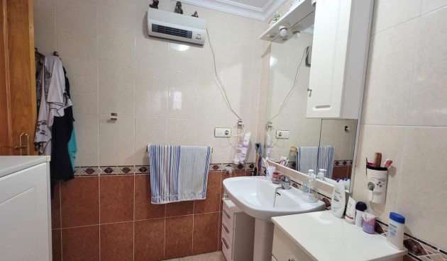 Återförsäljning - Apartment -
Torrevieja - Centro