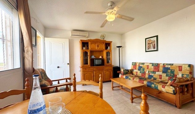 Resale - Bungalow -
San Miguel de Salinas - Inland