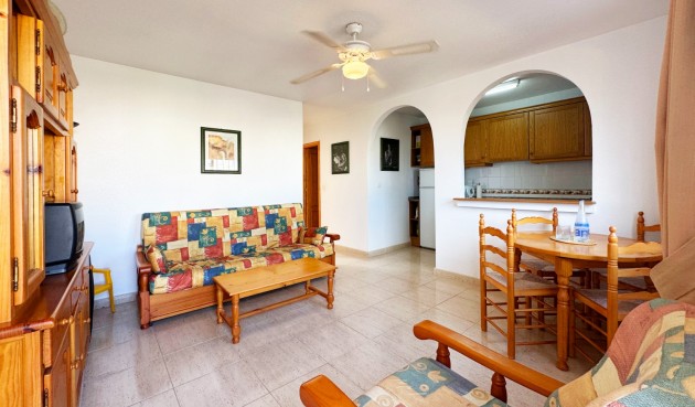 Resale - Bungalow -
San Miguel de Salinas - Inland